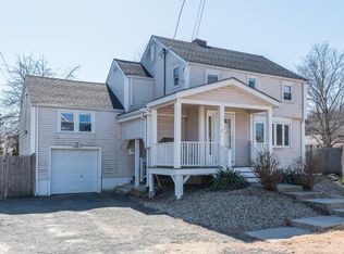 5 Black Rock Rd, Melrose, MA 02176