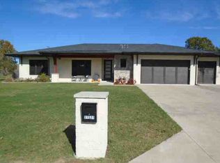 21521 W 14th St S, Sand Springs, OK 74063