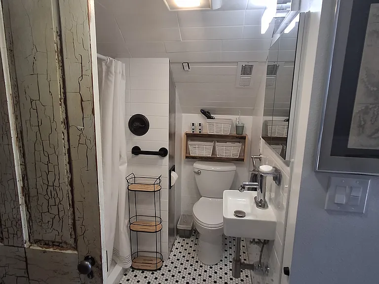 512 W Bridge Ave #1 — Photo 19