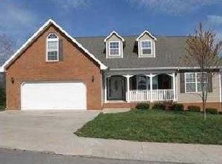 165 Cloudcrest Dr, Rossville, GA 30741