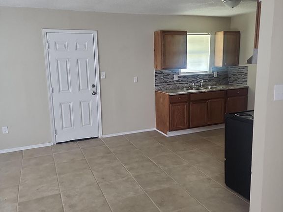 2nd image of 256 Vista Del Verde Dr