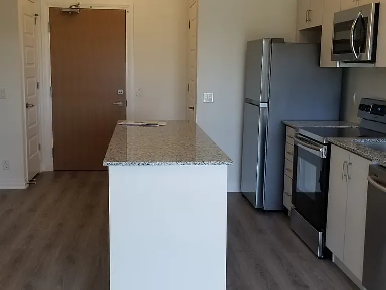 128 Grovewood Cmn #220 — Photo 9