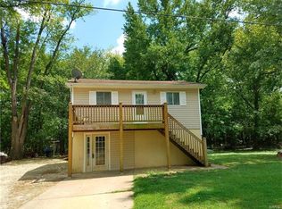 2464 Flatwoods Rd, O'Fallon, MO 63366