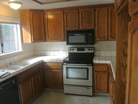 2nd image of 1439 Long Creek Way