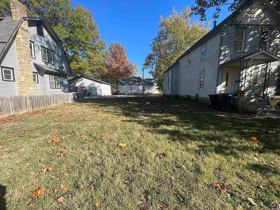 2nd image of 1282 SW Lincoln St