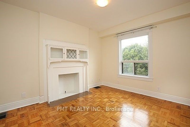 Toronto House for rent - 4 Bedrooms — photo 6