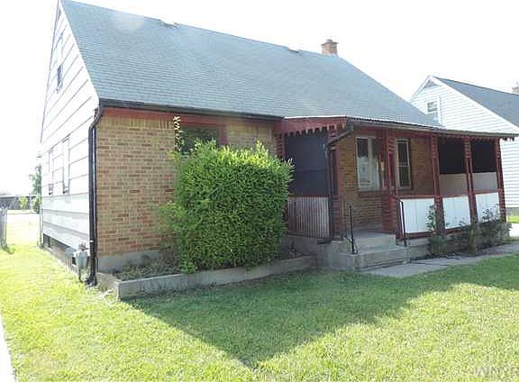 3rd image of 97 Harris Ct