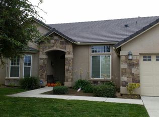 15941 W San Joaquin Ave, Kerman, CA