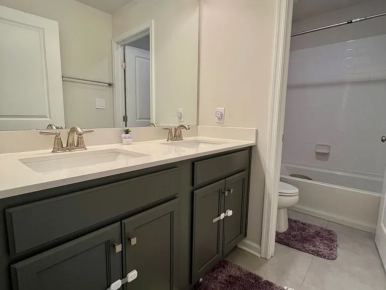 38 Fonthill Ct — Photo 32