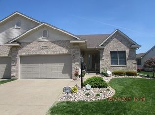 5324 Friendship Dr, Davenport, IA 52804