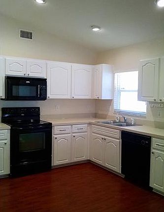 2nd image of 4591 Great Blue Heron Dr
