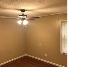 19484 Whitcomb St, Detroit, MI 48235