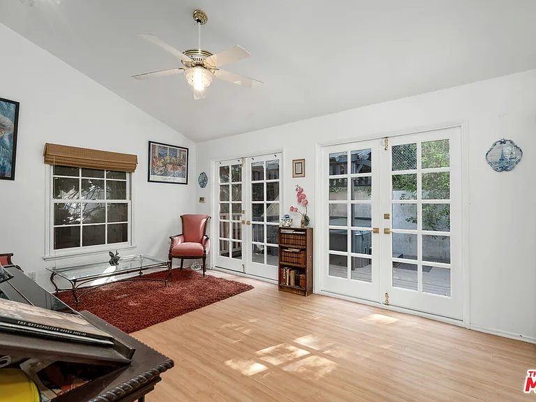 3331 Bennett Dr — Photo 24