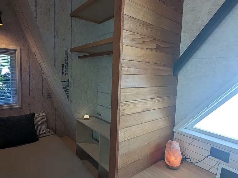 8115 N Portsmouth Ave — Photo 8