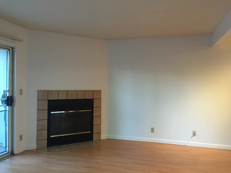 1510 Four Oaks Cir — Photo 8
