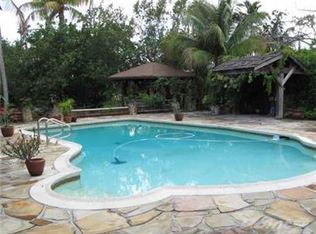 620 NW 35th Ct, Oakland Park, FL 33309
