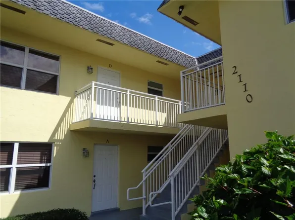 2110 NE 42nd St APT D, Pompano Beach, FL 33064
