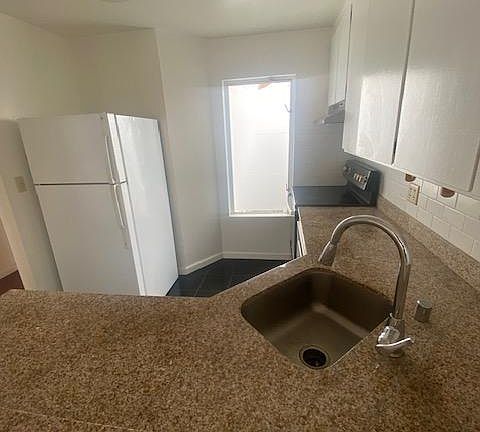 2nd image of 462 26th Ave #2
