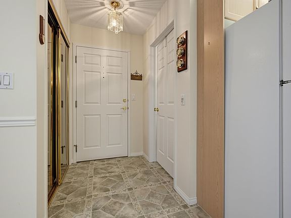 4th image of 10915 21st Ave NW #211
