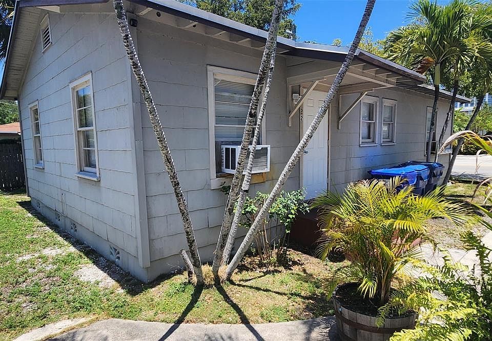 1st image of 609 SW 4th Ave #2