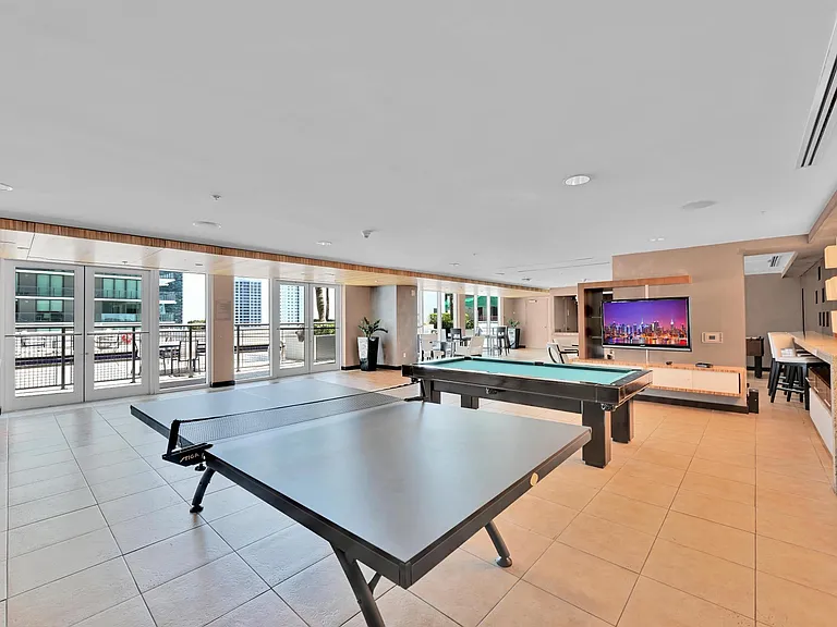 60 SW 13th St #4013 — Photo 34