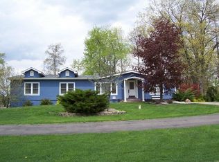 1940 Ormond Rd, White Lake, MI 48383