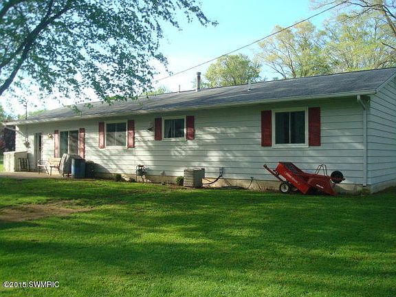 4th image of 66181 Kilburn Ave