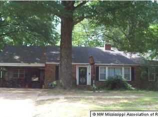 309 Gilmore St, Senatobia, MS 38668