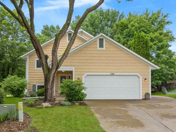 1144 Fox Run Rd, Waconia, MN 55387