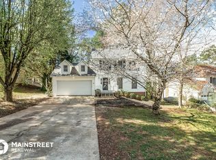 205 Grayland Creek Dr, Lawrenceville, GA 30046