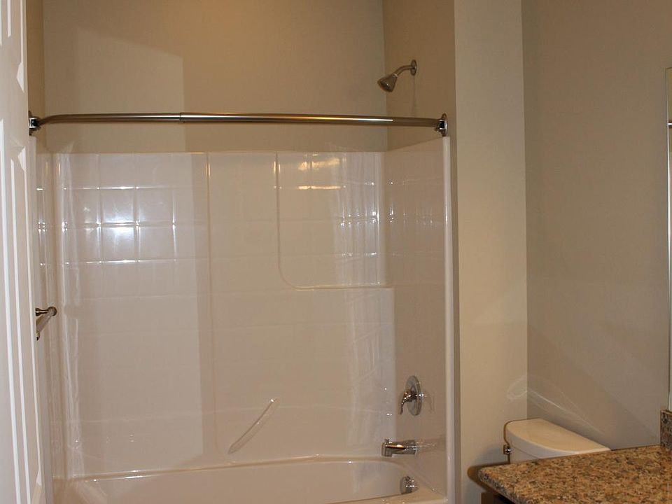 1st image of 630 N Trafton St #81wjypy3v