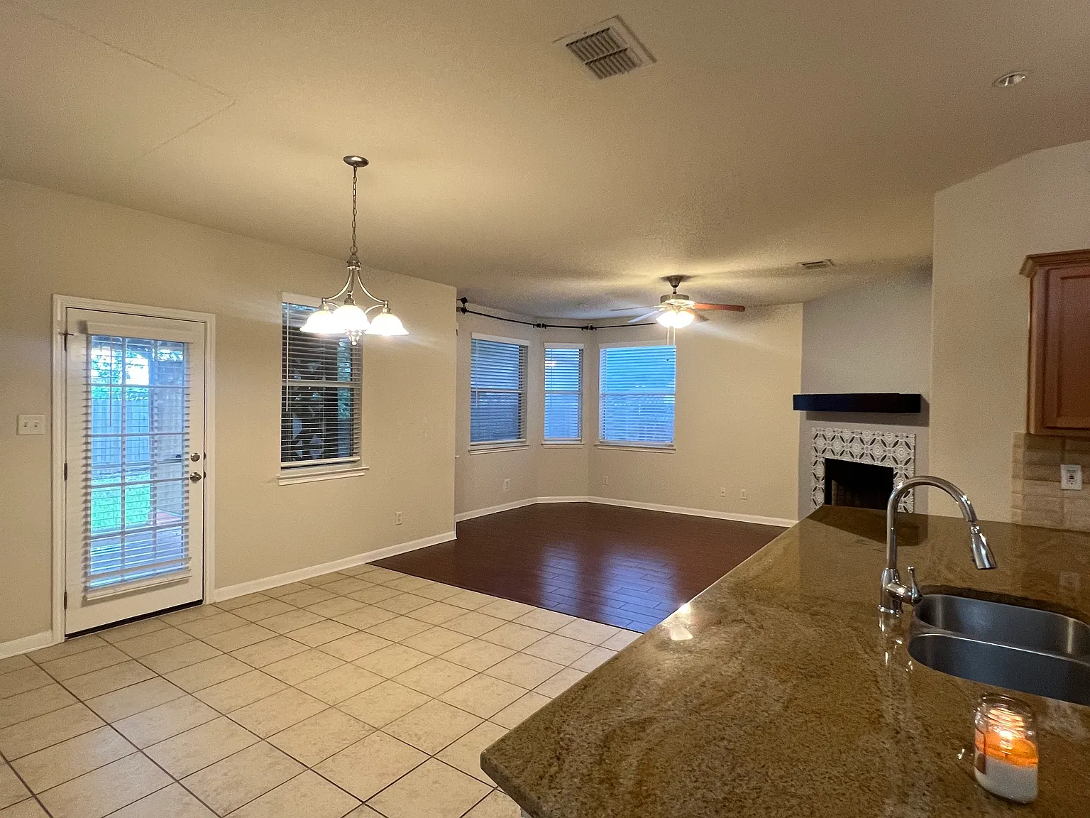 3 bed, 1785 sqft, $1,850 — Photo 3