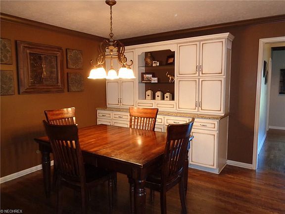 5th image of 28155 Preston Pl