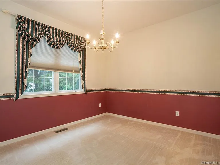 47 Pepper Bush Ln — Photo 13