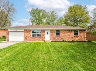 606 Meadows Dr, Mooresville, IN 46158