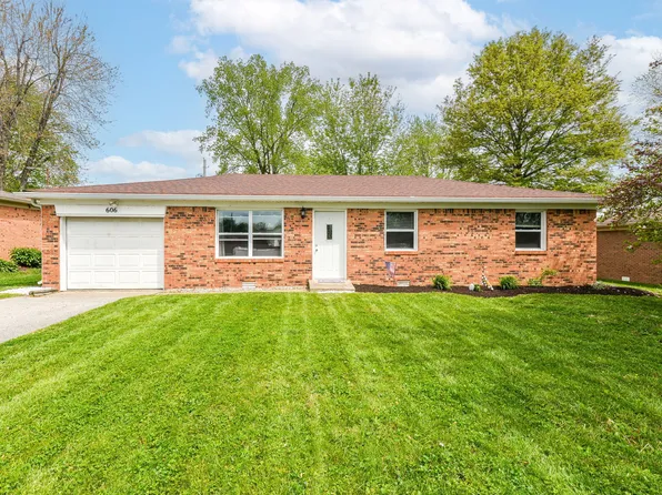 606 Meadows Dr, Mooresville, IN 46158