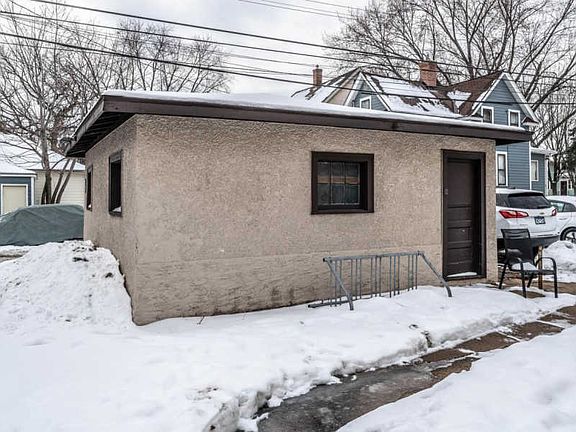 5th image of 3009 Franklin Ave E