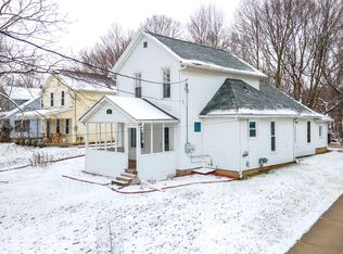 910 Verona Rd, Marshall, MI 49068