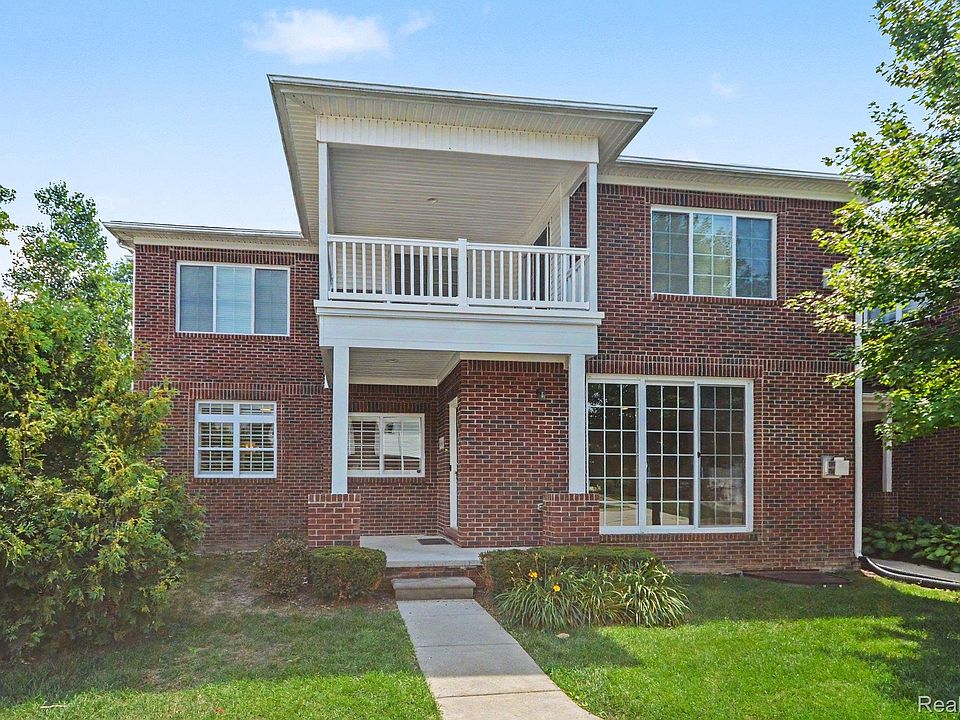 1st image of 6996 Boulder Pointe Dr