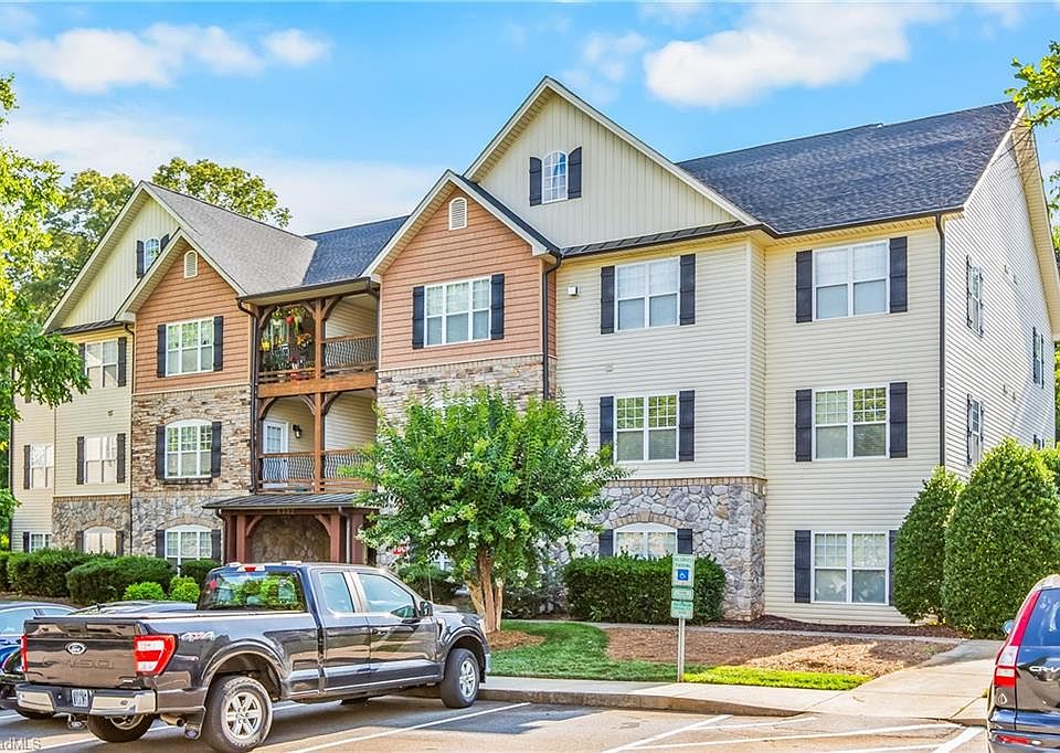 1st image of 4752 Tatton Park Cir Unit 3D