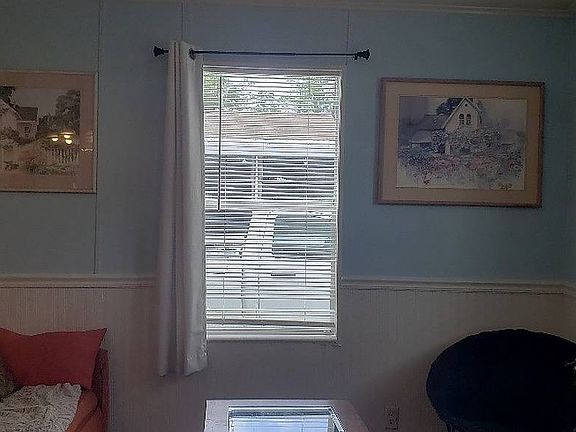 5th image of 916 Savanna Dr