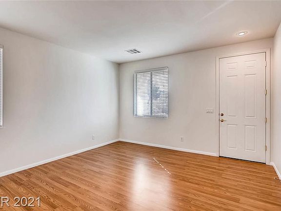 4th image of 11884 Galvani St