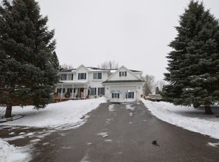 1457 Featherstone Rd, Hastings, MN 55033