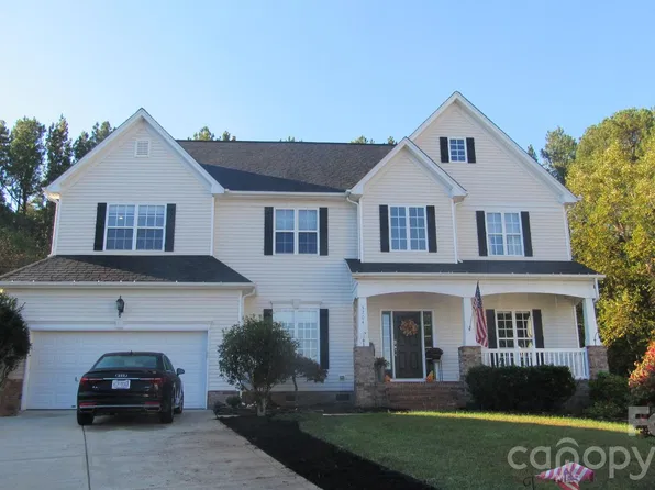 5704 Snapdragon Ln, Huntersville, NC 28078