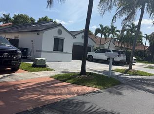 Lago Mar South, Miami, FL 33193