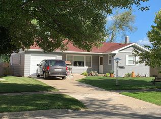 2705 Gideon Ave, Zion, IL 60099