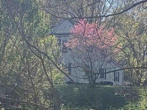 2nd image of 21358 Perimeter Rd