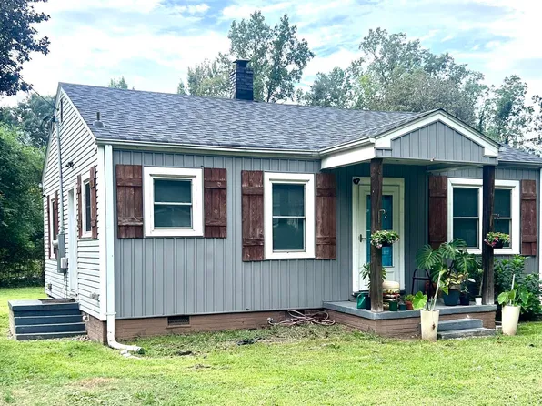 110 Dukeland Dr, Greenville, SC 29617