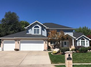 162 W Baer Creek Dr, Kaysville, UT 84037