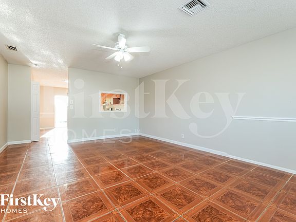 3rd image of 6004 Westfall Rd
